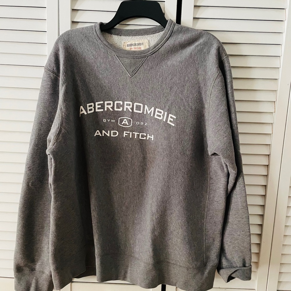 Abercrombie & Fitch Crewneck Sweatshirt